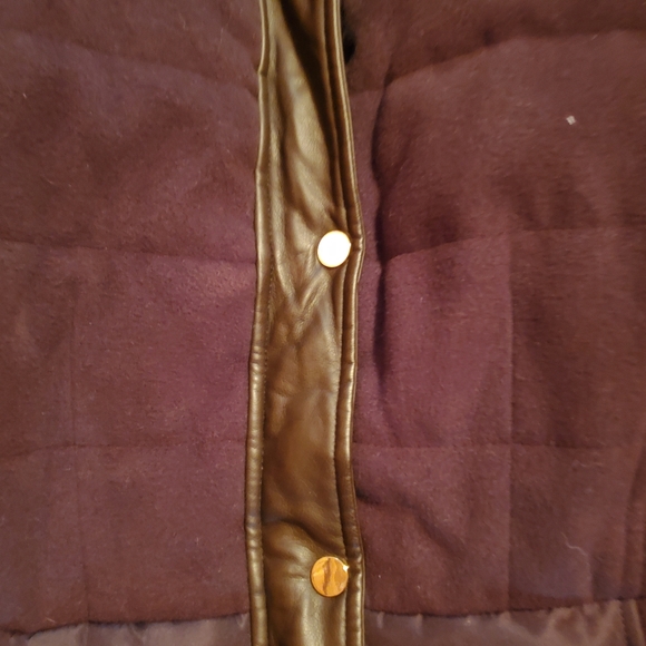 Two-Tone Puffer Coat - Picture 9 of 9